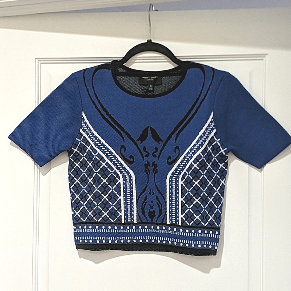 Romeo & Juliet Couture Cropped Sweater